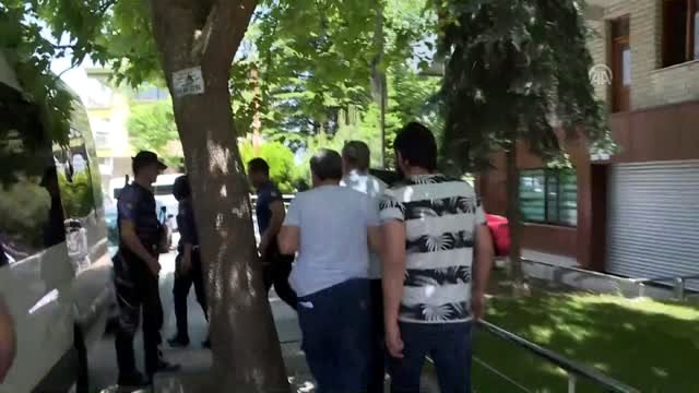 Pedofili ifadeler içeren kitabın yayıncısı Alaattin Topçu, emniyete teslim oldu