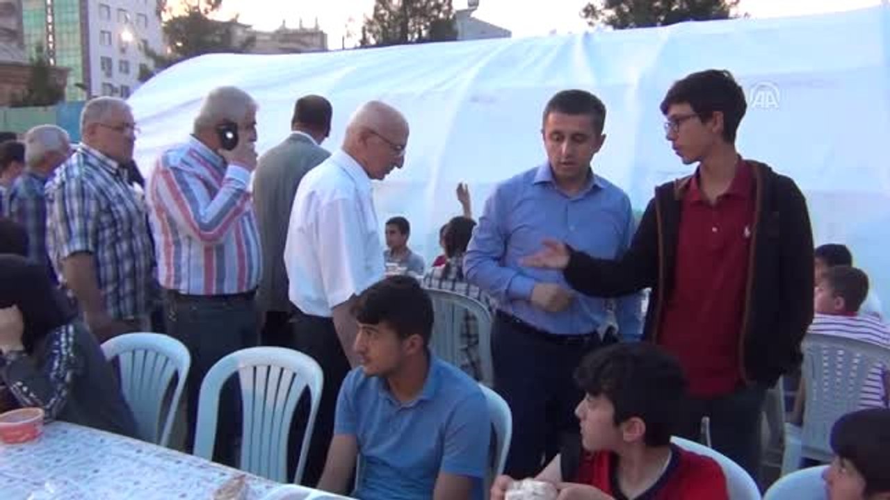 Midyat'ta 30 aileye para yardımı