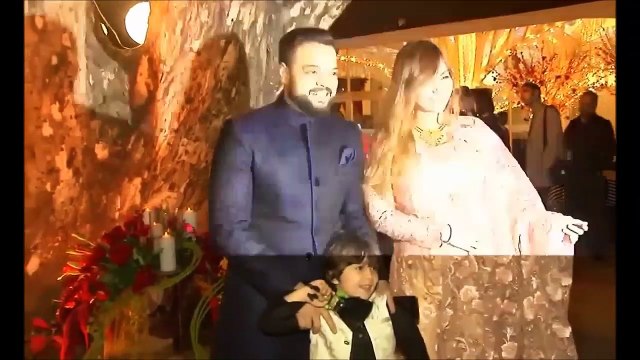 Ayesha Takia Looks unrecognizable due to Plastic Surgery gone Wrong!