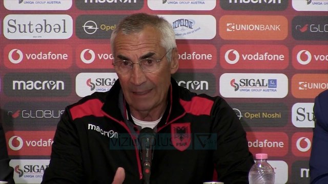 Rejën e kap syri i keq , tekniku kuqezi rrëzohet - News, Lajme - Vizion Plus