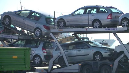 Shiten më pak makina, rregullat e reja përgjysmojnë importet - Top Channel Albania - News - Lajme