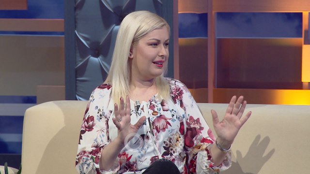 Dite e Re - Enkeleida Zeko, ja kush është gazetarjaqë theu tabutë dhe iu përkushtua sportit