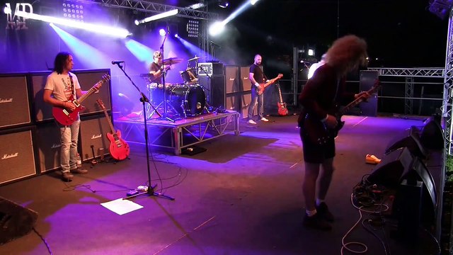 AC/DC Tribute, AC/DI - Back In Black