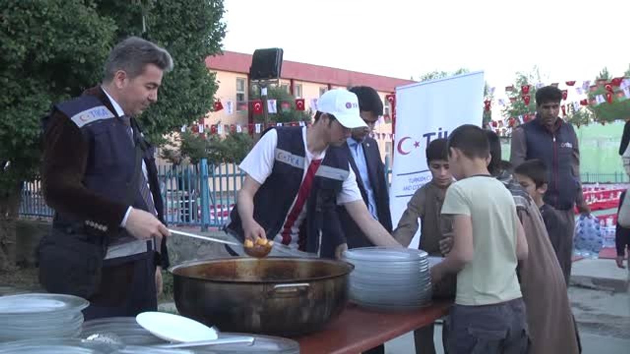 TİKA'dan Afganistan'daki yetimlere iftar - KABİL