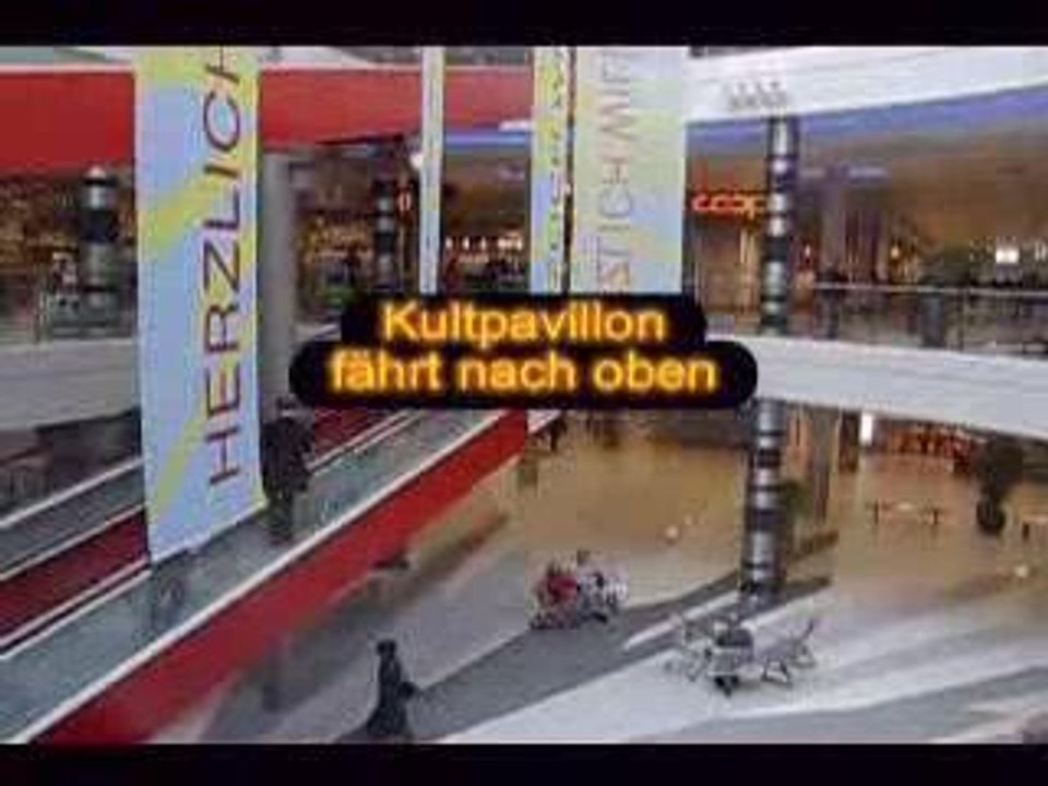kultpavillon fährt Lift