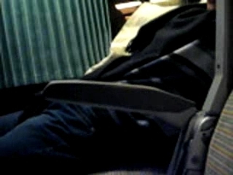 Un ronfleur dans le train