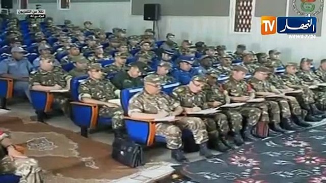 قايد صالح: الولاء للوطن يقتضي من الجميع التجند لخدمة وطنه