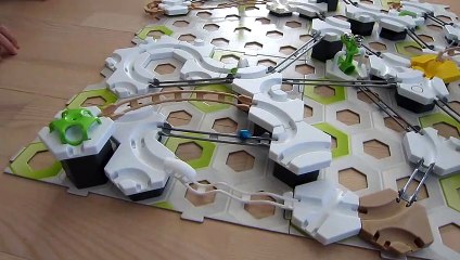 Entdecken Sie die faszinierenden Gravitax-Kurvenschienen 🚀