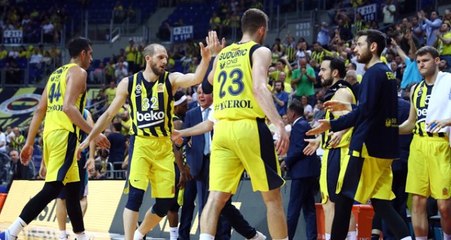 Telekom'u geçen Fenerbahçe, play-off yarı finalinde TOFAŞ'ın rakibi oldu