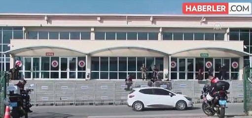 FETÖ'nün darbe girişiminde MİT, Ankara Emniyet ve Cumhurbaşkanlığı Külliyesi'ni vuran helikopter...