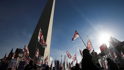 El Gobierno argentino ofrece diálogo para evitar otra huelga general