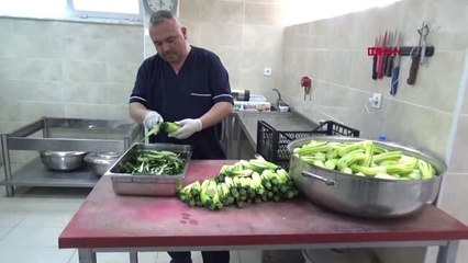 AFYONKARAHİSAR Sandıklı'da her gün 4 bin 500 kişiye iftar