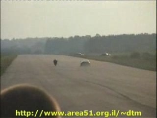 Toyota Supra vs. Yamaha R1