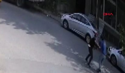 GASPÇIYA BEYZBOL SOPALI İLE DİRENİŞ