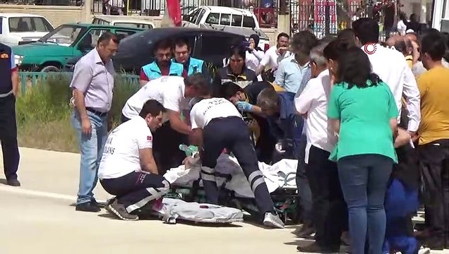 Beyin kanaması geçiren eski başhekim hava ambulansı ile sevk edildi