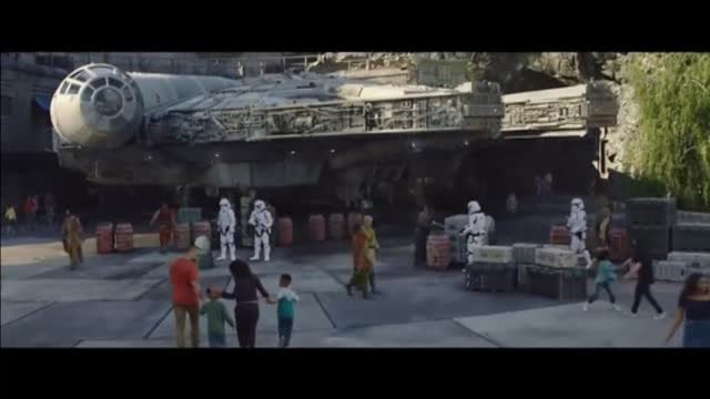 El parque temático de Star Wars abre sus puertas en Disneyland
