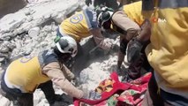 - Rus Ve Suriye Savaş Uçaklarının Saldırısında 18 Kişi Hayatını Kaybetti- Bir Ayda Ölenlerin Sayısı 925'i Buldu