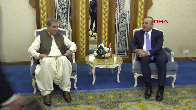 DHA DIŞ - Çavuşoğlu, Pakistan Dışişleri Bakanı Mahmud Kureyşi ile görüştü