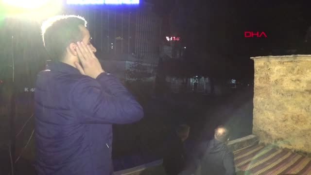 DHA DIŞ ? Kosova'da saldırıya uğrayan tarihi camide teravih namazı kılındı