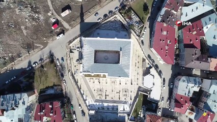 26 yıl sonra kapılarını açan 8 asırlık Gökmedrese havadan görüntülendi