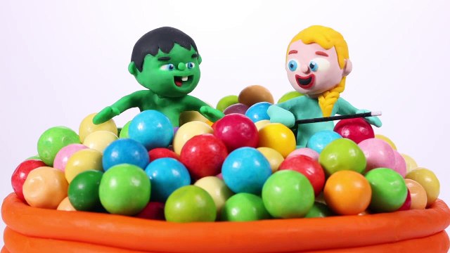 Kids Playing With A Gumball Machine ❤ PLAY DOH CARTOONS FOR KIDS