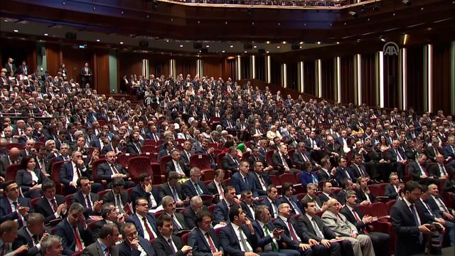 Cumhurbaşkanı Erdoğan: 'Avukatlara belli kriterler dahilinde yeşil pasaport hakkı vererek uluslararası faaliyetlerini kolaylaştırmayı planlıyoruz' - ANKARA