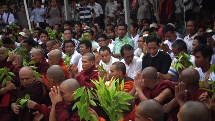 ဦး၀ီရသူက တပ္မေတာ္ကို ဘုရားလိုကိုးကြယ္ခိုင္းျခင္းမဟုတ္ဘဲ ဥပမာေပးခိုင္းႏႈိင္းခဲ့ျခင္းျဖစ္ ဟုဆို