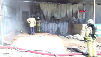 ÇEKMEKÖY'DE MOBİLYA ATÖLYESİNDE YANGIN 2