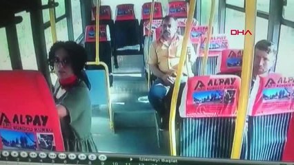 Okulun önünde minibüsün çarptığı Aysel öğretmen öldü, kaza anı kamerada