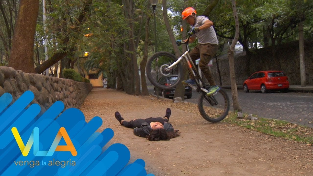 ¡Si te gustan los deportes extremos seguro este estilo en bicicleta te encantará! | Venga La Alegría