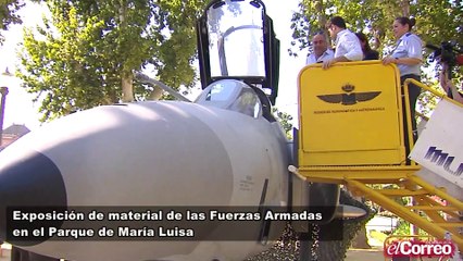 Exposición de material de las Fuerzas Armadas en el Parque de María Luísa