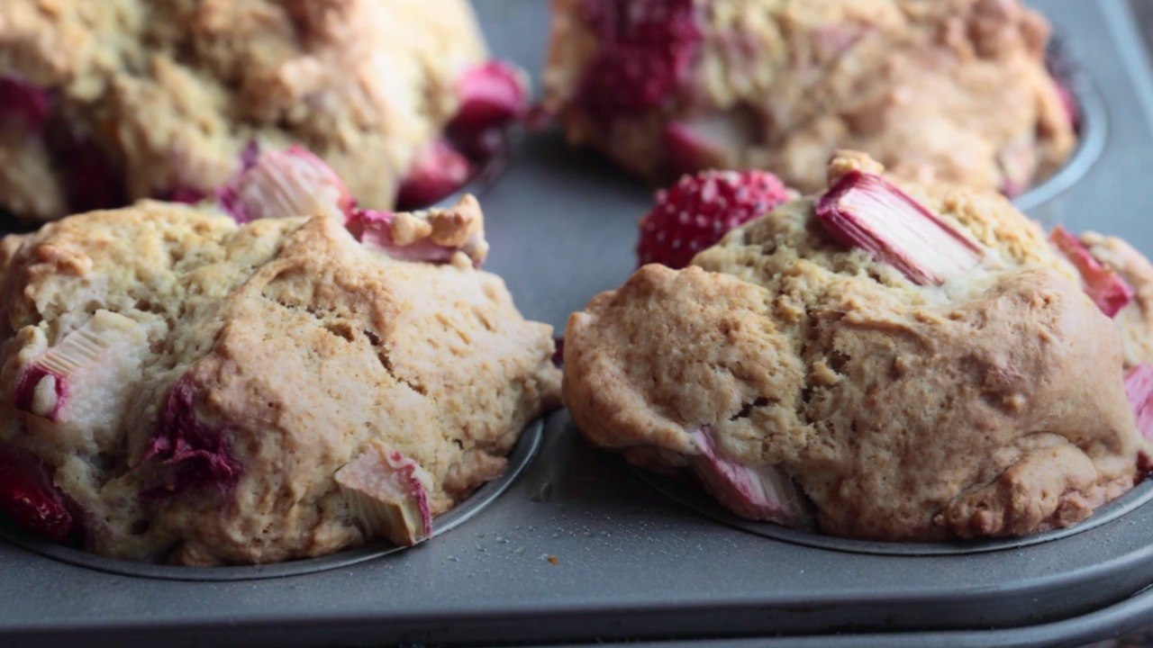 13 Summer-Inspired Muffins for Weekend Brunching