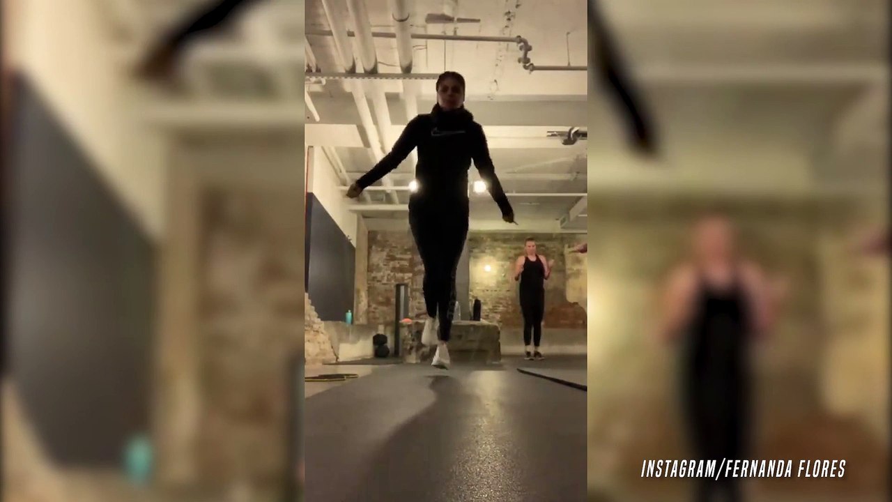Fernanda Flores Shows Off Workout