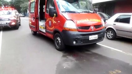 Ambulância do Siate se envolve em acidente na Rua Mato Grosso, no centro
