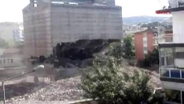 Quand la démolition d'un batiment tourne mal... il fini à l'envers