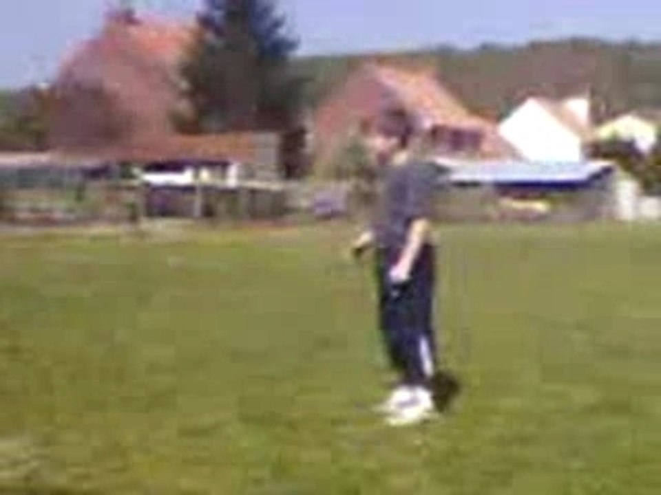 Foot 2 rue