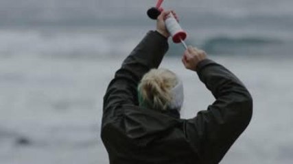 Internacional | La increíble experiencia de surfear en aguas haladas del Ártico