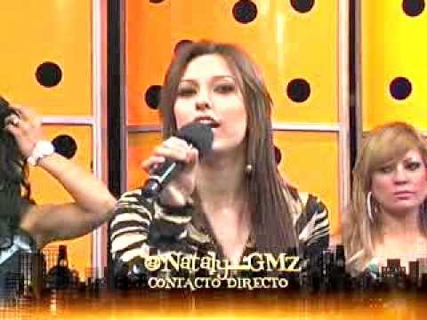 Nataly interpreta una canción en Volumen 4