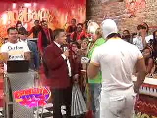 El hijo del Ninja lleva otro regalo a Estrellita de Mar