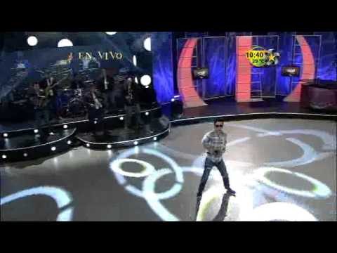 Irving Tomato canta en Volumen 4