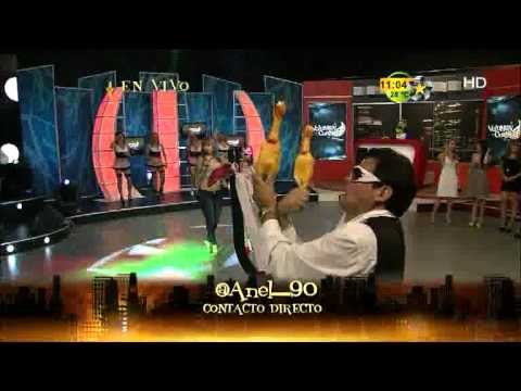 Ema Huevo Y anel cantan en Volumen 4