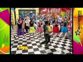 Sotelo brinca y El Delfín lo ataca