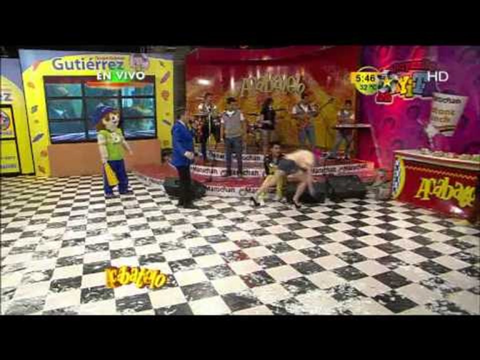 ¡Todos al piso!