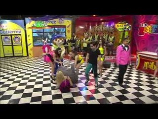 El Mini Delfín ataca a Gaby y a La Wera