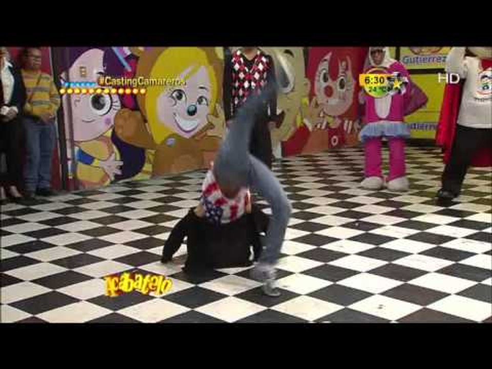 Extraño Casting