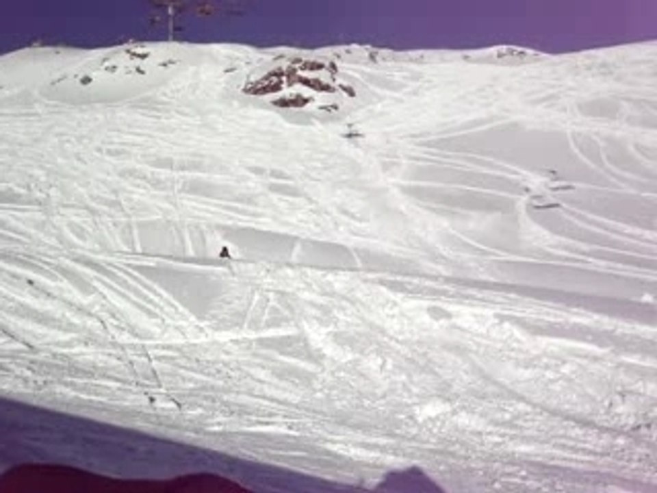 Ben tente le jump en miniski !!