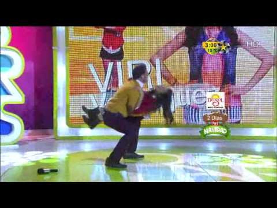 Viri se golpea con la D de Destardes