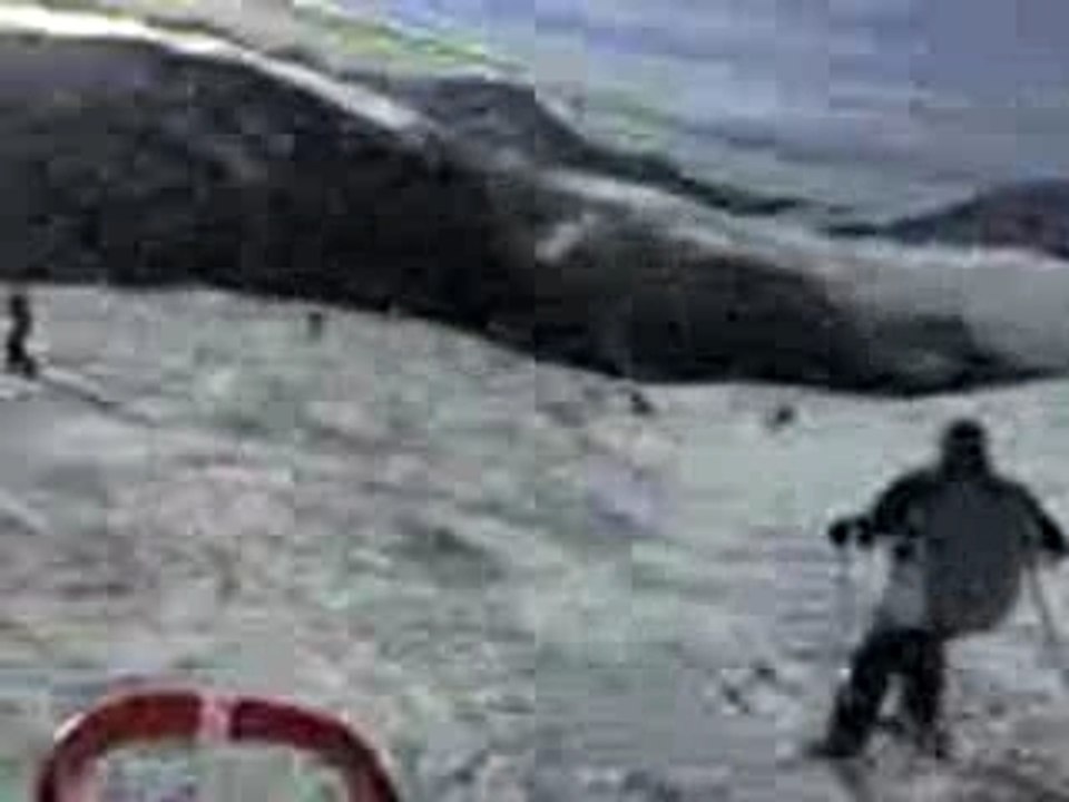 Tibo descend piste rouge avoriaz