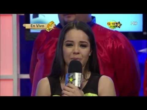 Arely Tellez recibe una llamada muy importante