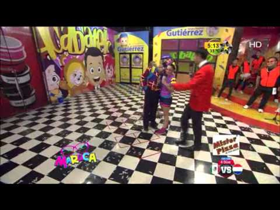 Cipriano canta "Tengo Problemas"
